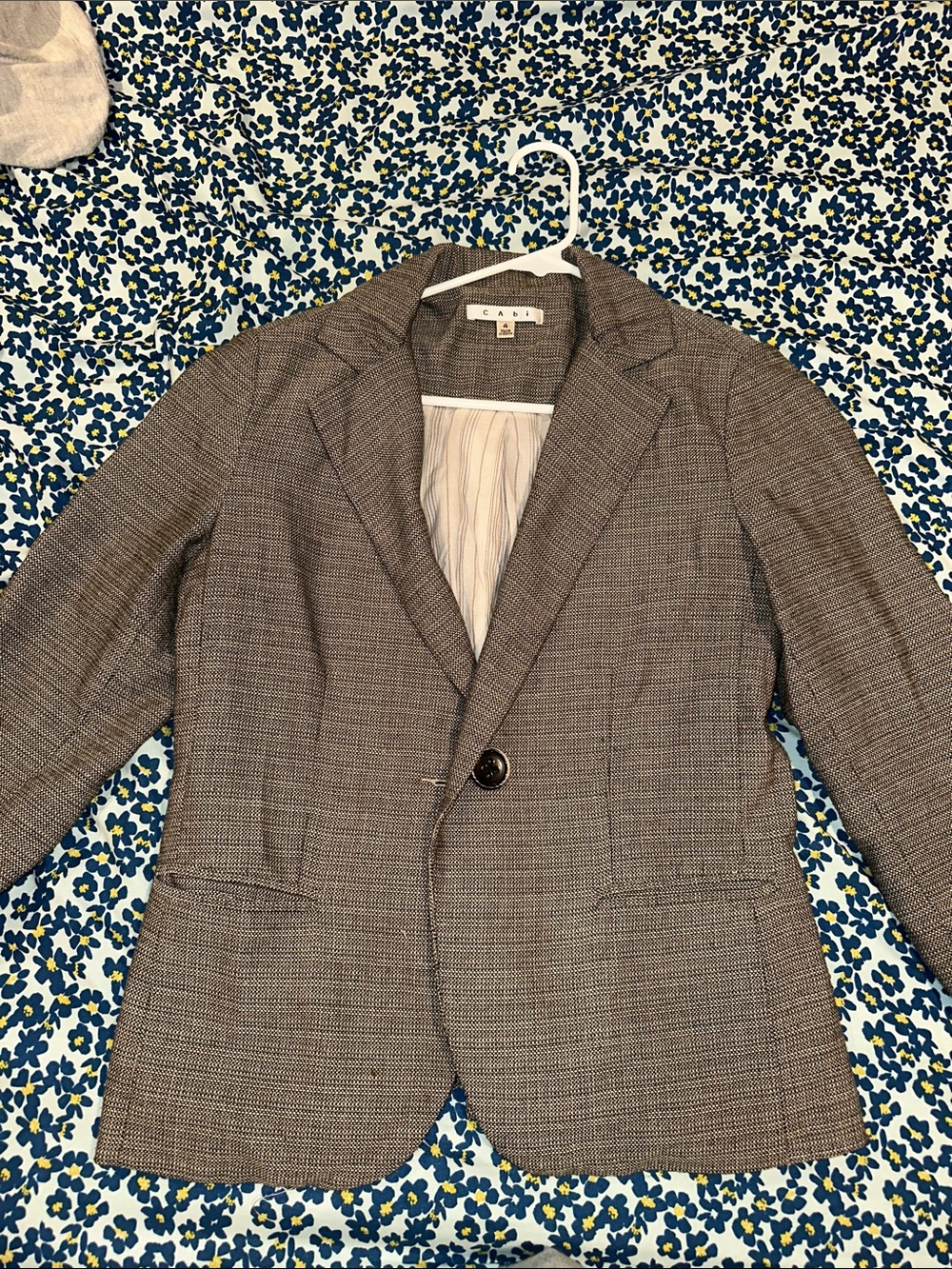 CABI Women’s Gray Glen Plaid Single-Button Blazer